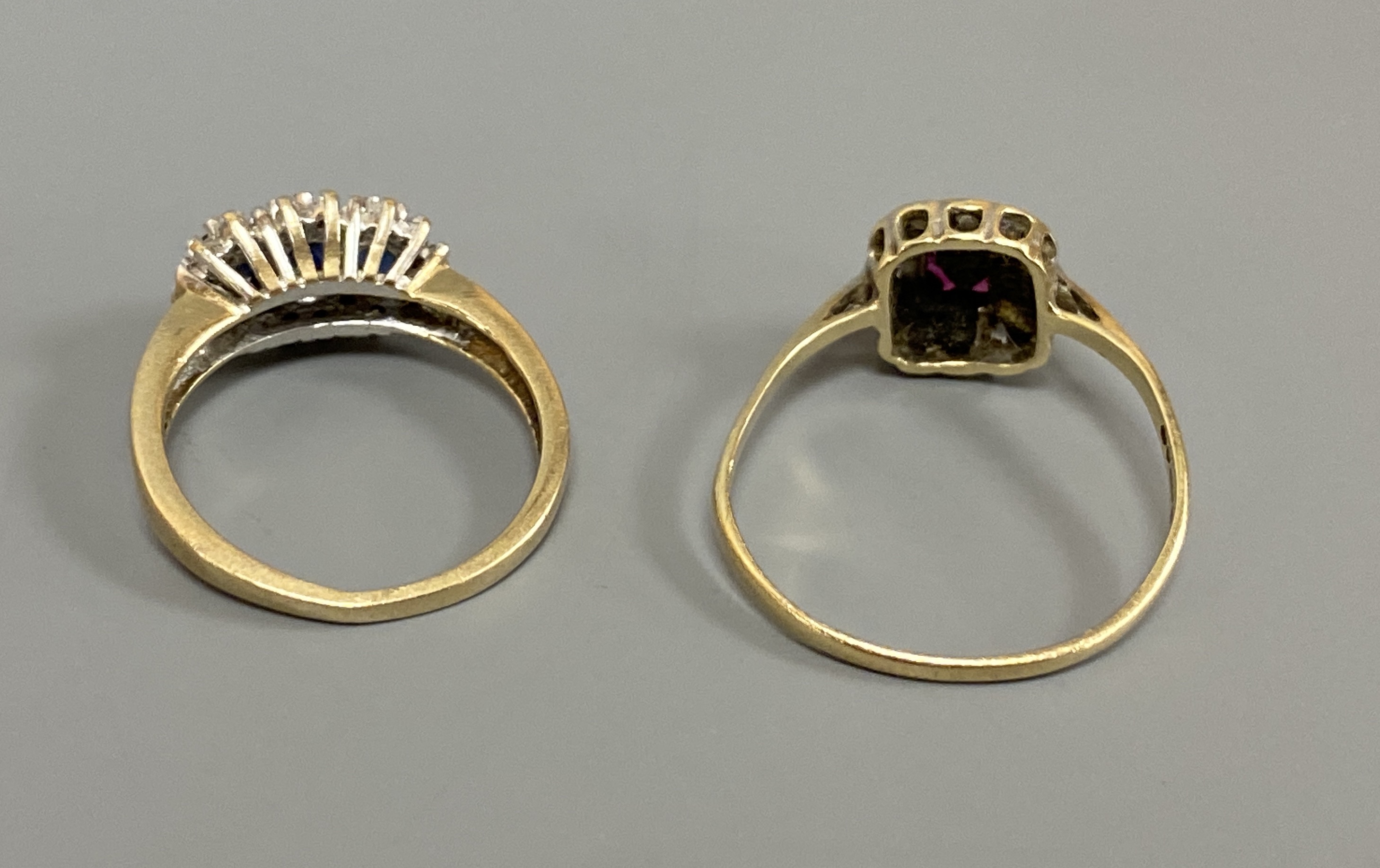 Two 9ct gold and gem set dress rings, including sapphire and diamond chip, gross 4.3 grams.